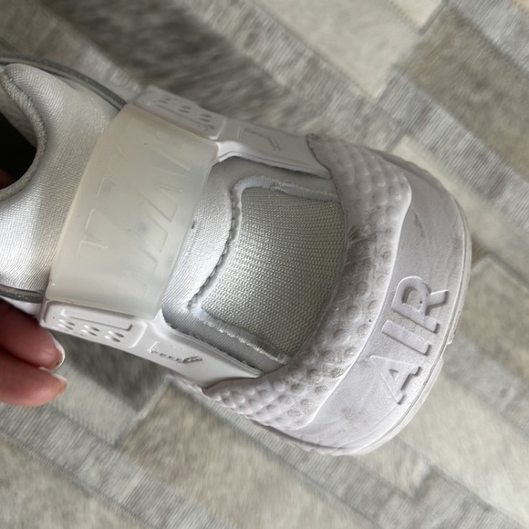 Nike White Huarache - Picture 7 of 7